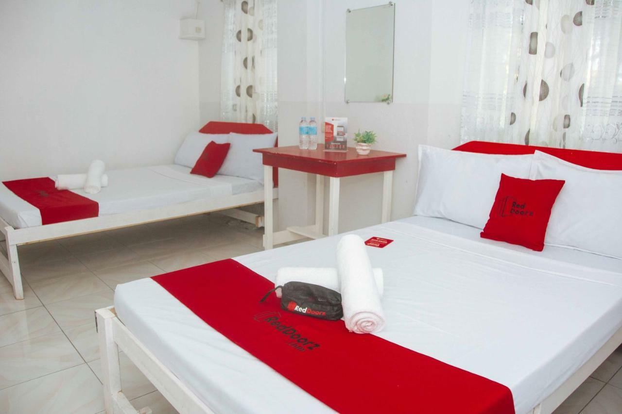 Reddoorz Near Oslob Whale Shark Watching Area Hotel Tanawan Exterior photo