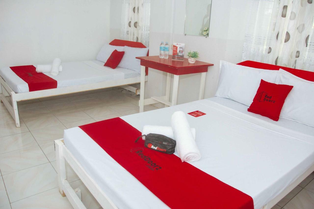 Reddoorz Near Oslob Whale Shark Watching Area Hotel Tanawan Exterior photo